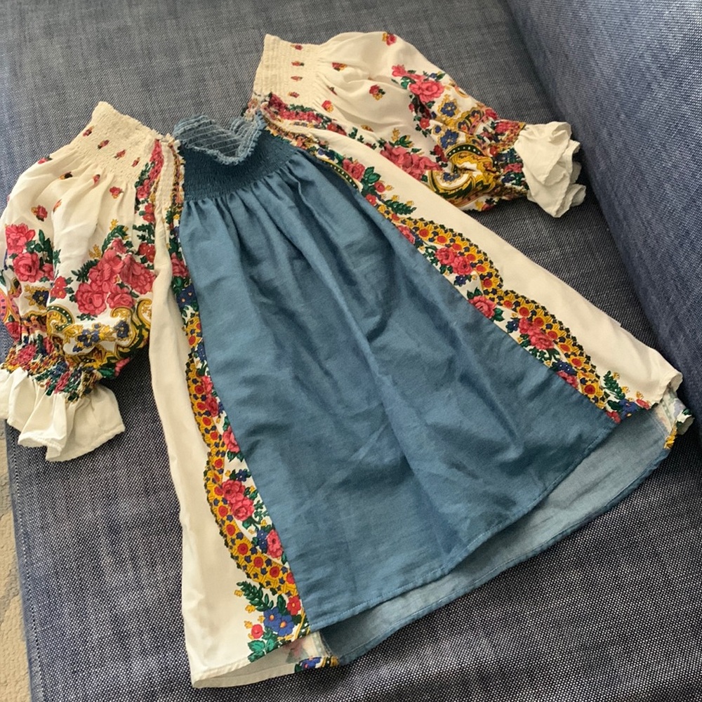 Top hand made in Portugal.